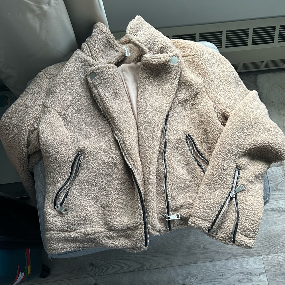 Vigoss Cream Teddy Jacket with Zipper Accents